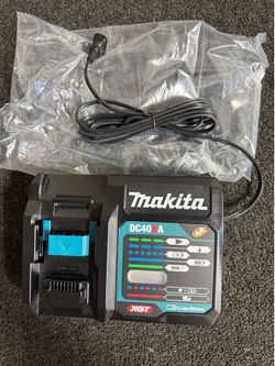 New charger Makita 40 v max