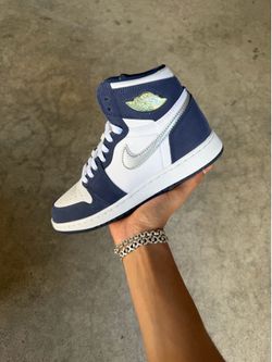 Jordan 1 High GS “https://offerup.com/redirect/?o=Q08uSlA= Midnight Navy” Size 4Y/5.5W