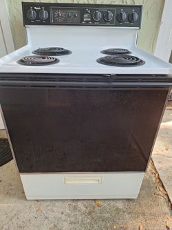 Whirpool White Stove