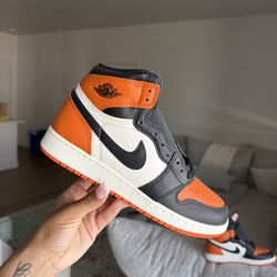 DS Shattered Backboard 1s