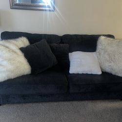 COUCH WITH PILLOWS $100
