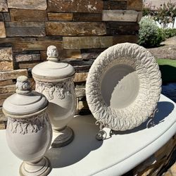 Decorative pottery