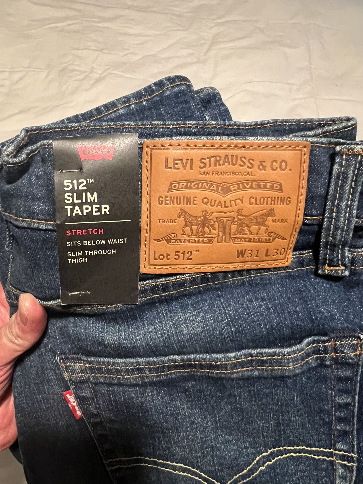 Brand New Levi’s 512 31x30 Jeans 