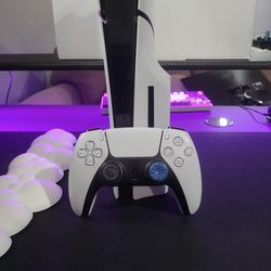PS5 W/Controller 