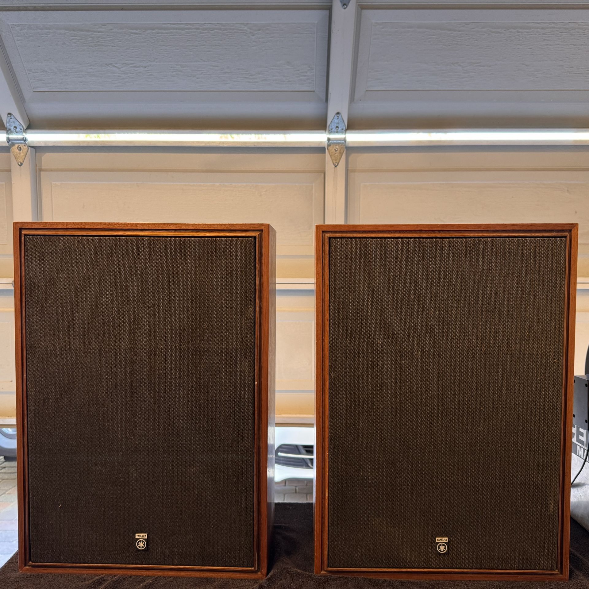 Yamaha NS 250E Speakers rare