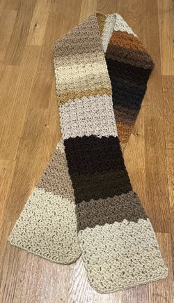 Attractive Handmade Scarf