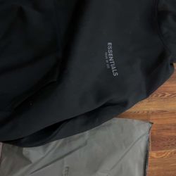 Black essentials hoodie medium