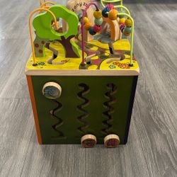 Zany Zoo Activity Cube