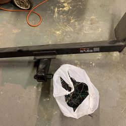 Curt Towing Hitch Package 2013 Dodge Grand caravan