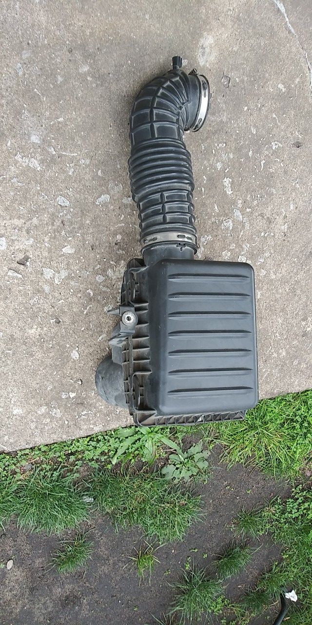 Dodge charger intake air box