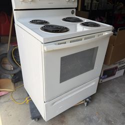 Amana Electric Stove
