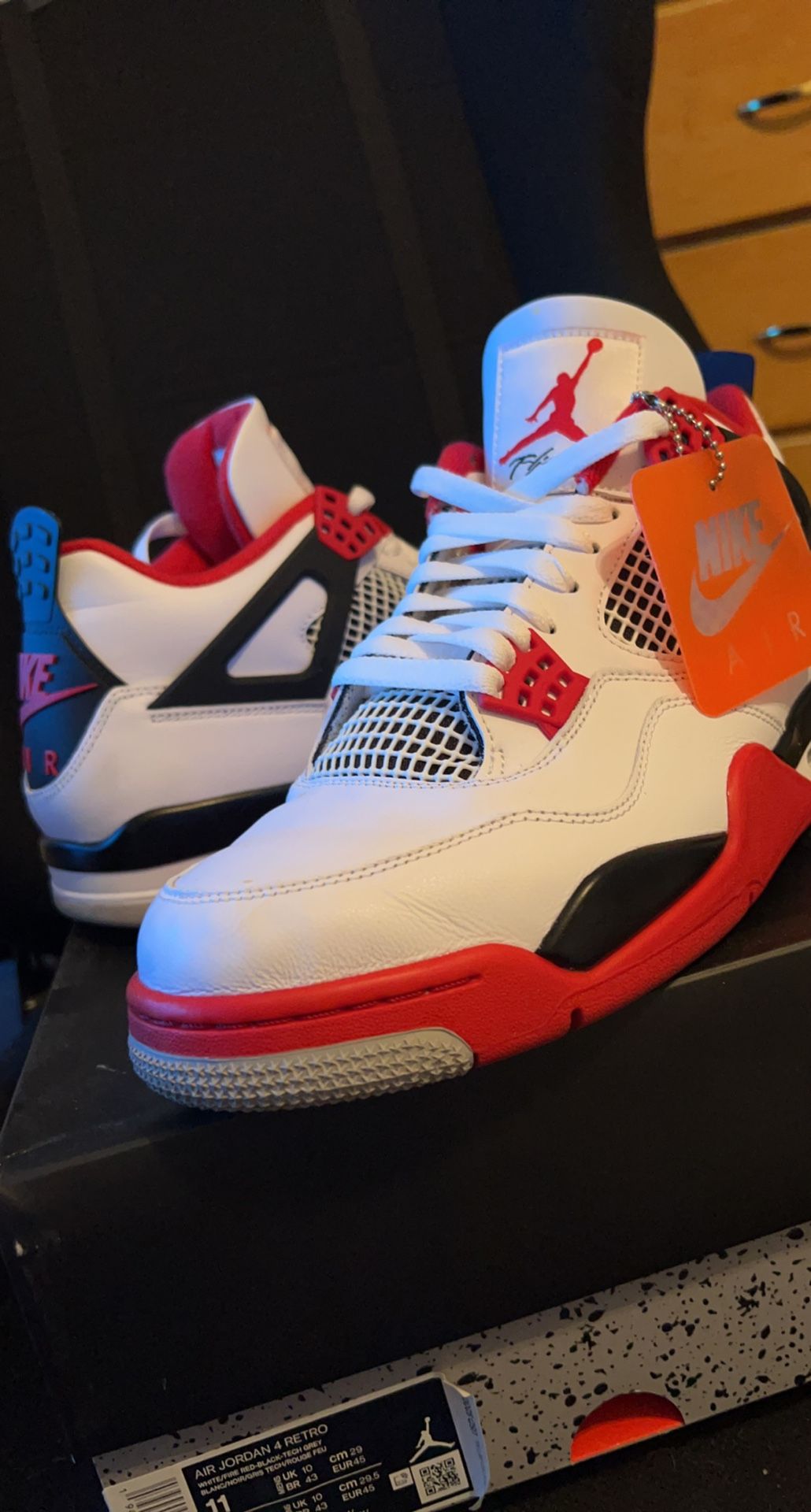 Jordan Retro Fire Reds Size 11