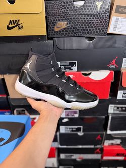 Jordan Jubilee 11s size 11 VNDS