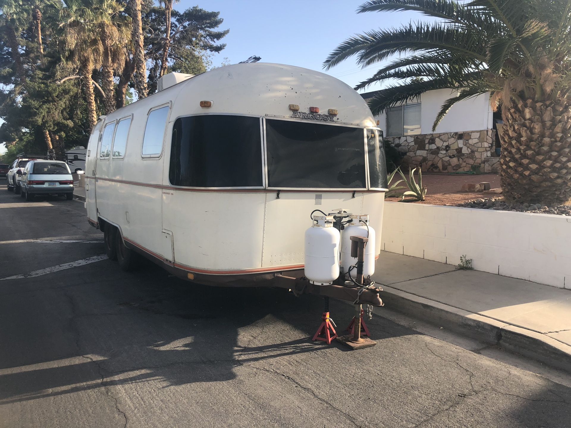 1977 Airstream Argosy 24- Rear Door Twin