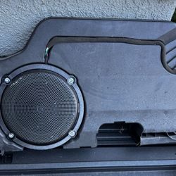 2017-2022 F250 OEM Subwoofer