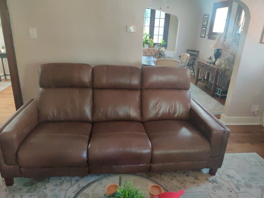 Reclining leather Sofa