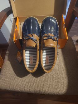 Sportos Size 10M Navy/Tan Waterproof Shoes