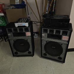 DJ system.
Quality product 2 Speakers Mixer And Av Reciver All Name Brand 