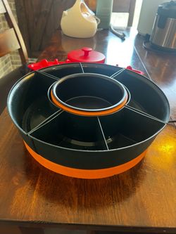 Round Divided Serving Tray with Dip Bowl