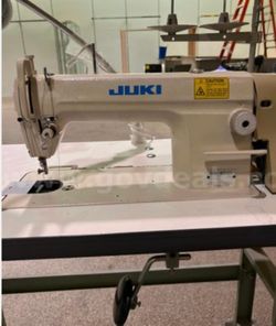 Juki DDL-8300N Industrial Sewing Machine – Complete Sewing Kit with Table