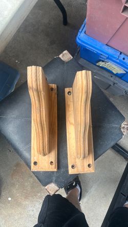 Shelf holders