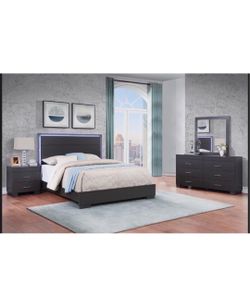 4- Pc Bedroom set Dresser,Mirror Nightstand (1) Queen size bed frame Not including Mattress and Box Sp