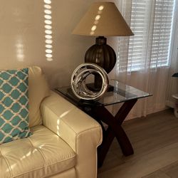 2 End Tables and 2 Lamps 