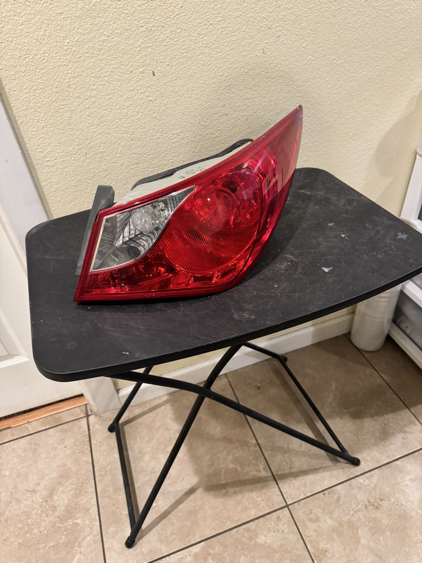 2011 To 2014 HYUNDAI SONATA TAIL LIGHT RH