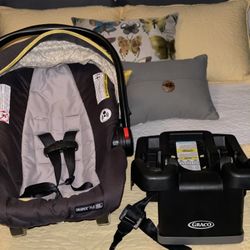 Graco Infant Car Seat/Carrier with Base