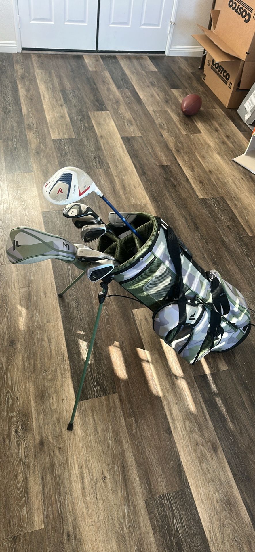 Right Handed Golf Club Set 