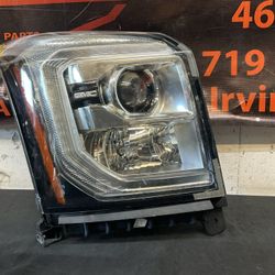 GMC YUKON 2015-2020 RH HEADLIGHT HID OEM