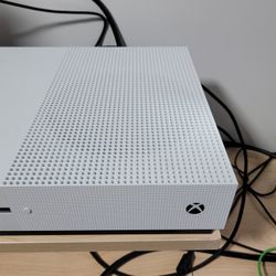 Xbox One S