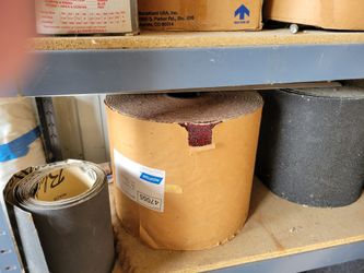Hardwood floor sandpaper/equipment