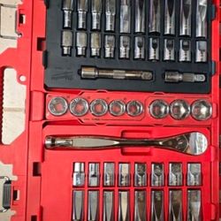 Milwaukee Packout 1/2"dr Ratchet And Socket Set 