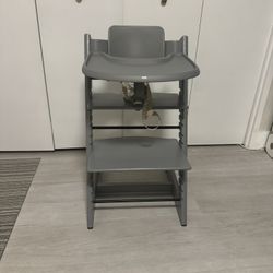 Grey Stokke Trip Trapp High Chair