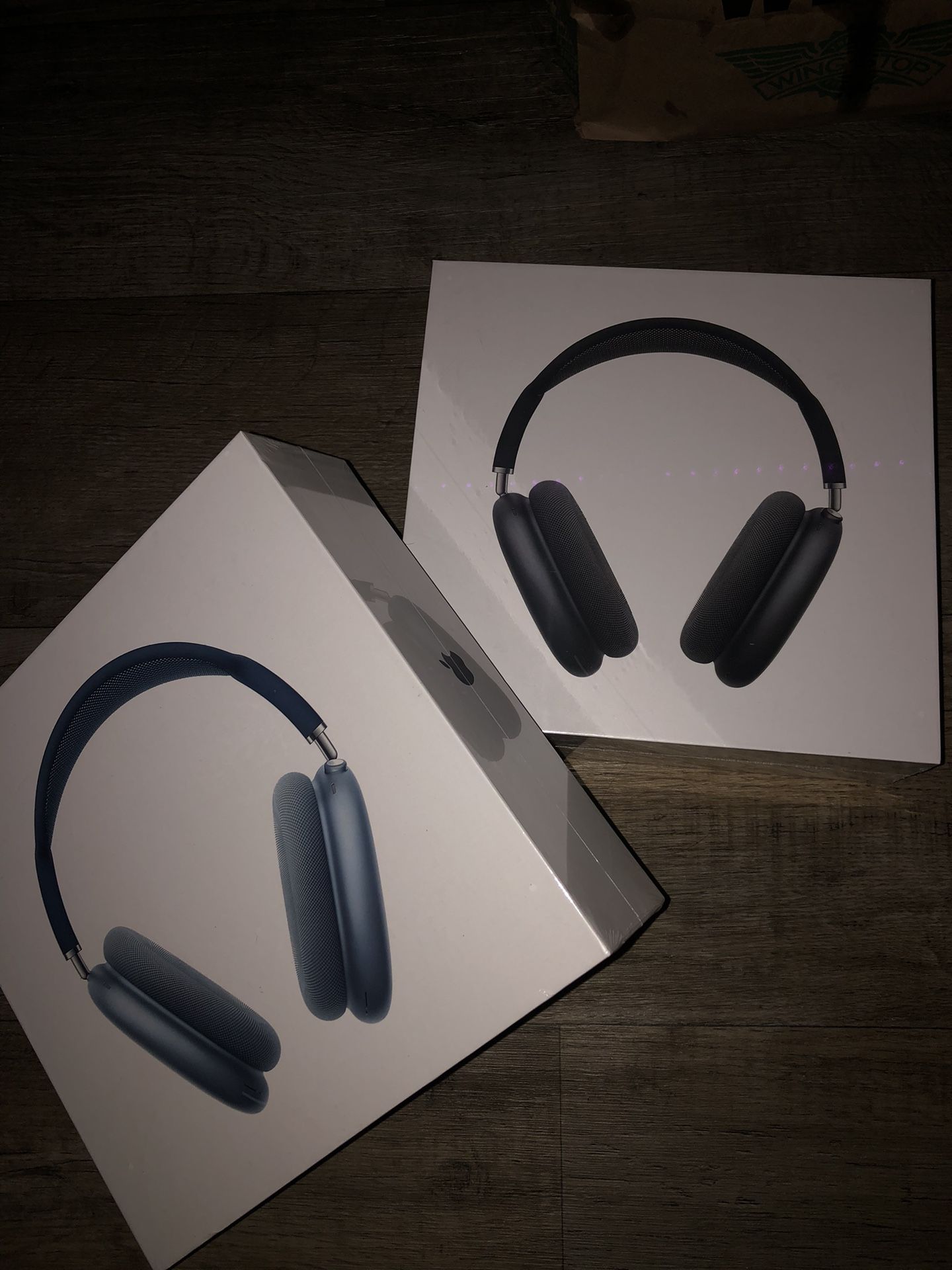 Midnight AirPod Max + AppleCare