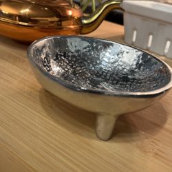 Metallic hammer pedestal small bowl $5