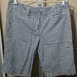 Womens Sz 14 Shorts 