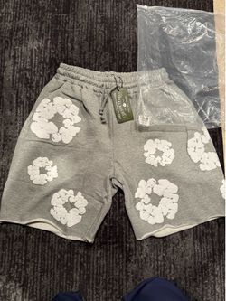 Grey and white scrunchie shorts in a size L #denim tears