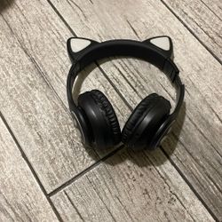 Cat Headphones 