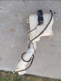 Windshield wiper tank Civic EX