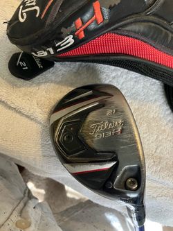 Titleist Hybrid Golf Club