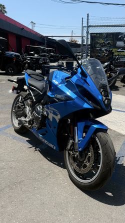 2024 GSX-8R