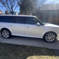 2012 Ford Flex Limited Sport Utility 4D