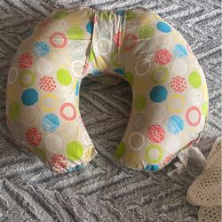 Boopy Nursing Pillow 