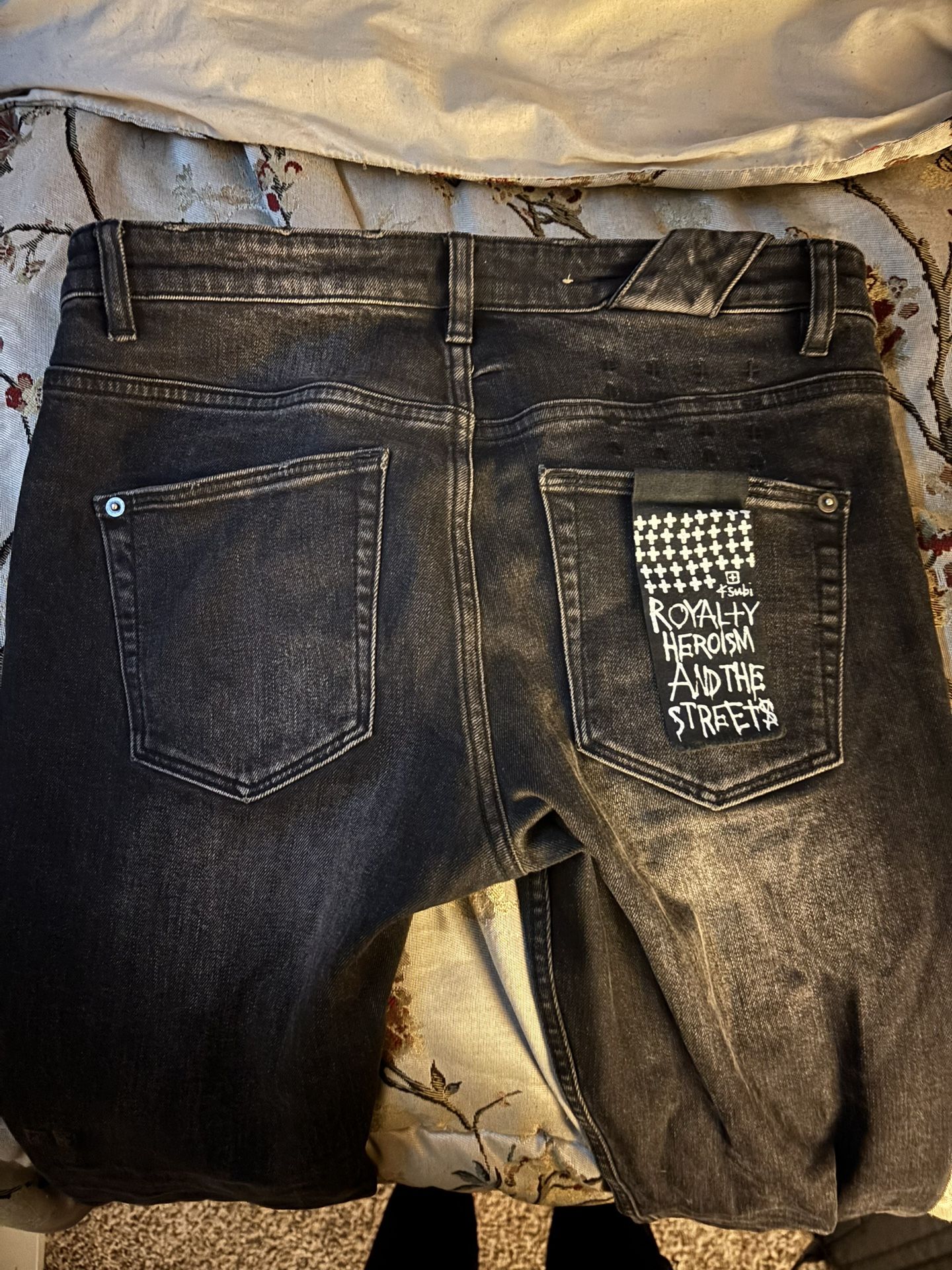 Kasubi Jeans