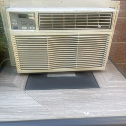 Window Air Conditioner