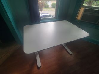 White Rectangle Desk, adjustable heigh