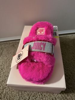 Juicy Couture Slippers