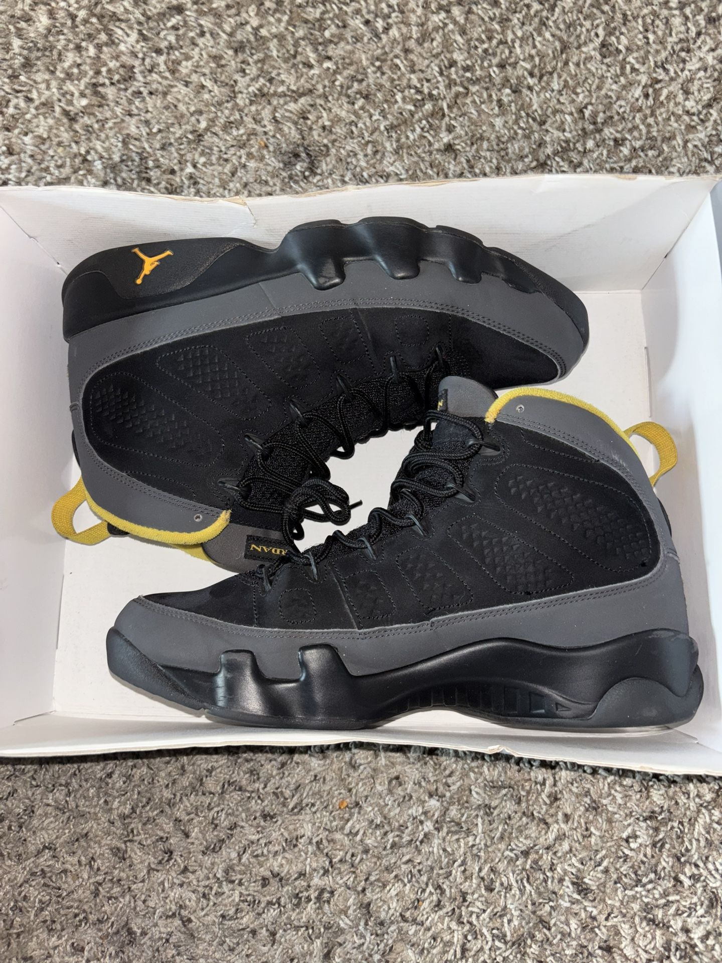 Air Jordan 9 Retros